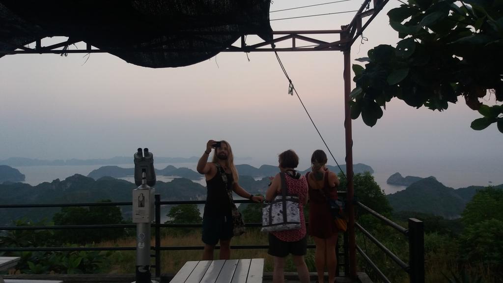 Nam Phuong Hotel Dong Khe Sau Eksteriør billede